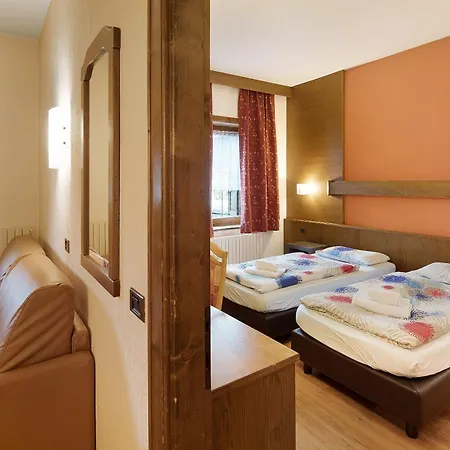Casa San Marco N 1 公寓 利维尼奥